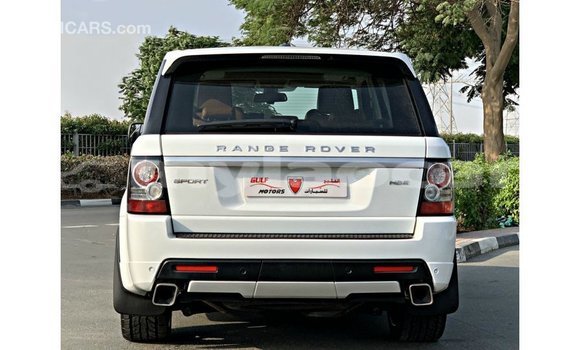Buy Import Land Rover Range Rover White Car in Import - Dubai in Attapeu Province Buy Import Land Rover Range Rover White Car in Import - Dubai in Attapeu Province