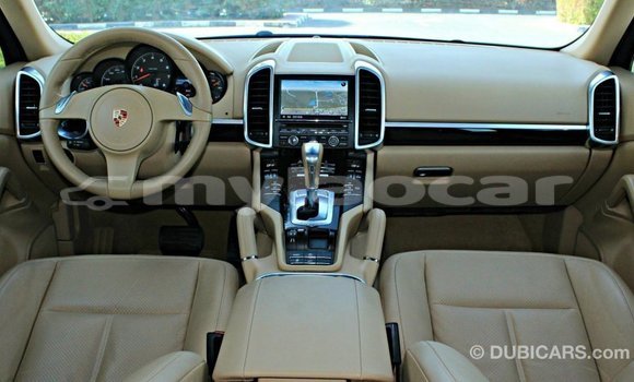 Buy Import Porsche Cayenne Brown Car in Import - Dubai in Attapeu Province Buy Import Porsche Cayenne Brown Car in Import - Dubai in Attapeu Province