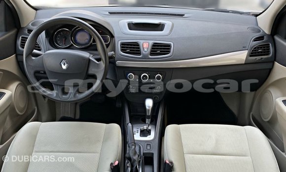 Buy Import Renault Fluence White Car in Import - Dubai in Attapeu Province Buy Import Renault Fluence White Car in Import - Dubai in Attapeu Province