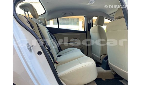 Buy Import Renault Fluence White Car in Import - Dubai in Attapeu Province Buy Import Renault Fluence White Car in Import - Dubai in Attapeu Province