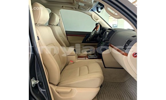Buy Import Toyota Land Cruiser Other Car in Import - Dubai in Attapeu Province Buy Import Toyota Land Cruiser Other Car in Import - Dubai in Attapeu Province