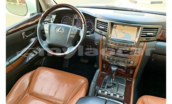 Buy Import Lexus LX White Car in Import - Dubai in Attapeu Province Buy Import Lexus LX White Car in Import - Dubai in Attapeu Province