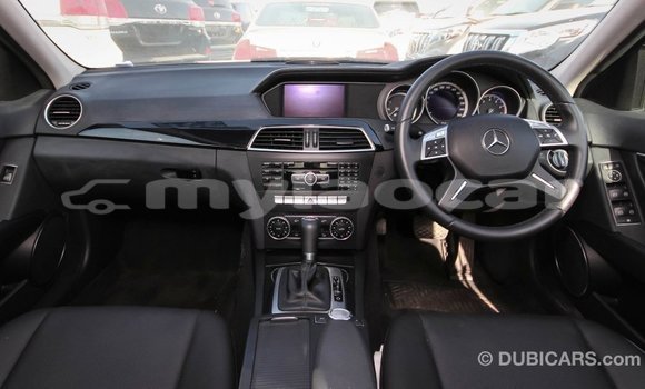 Buy Import Mercedes-Benz 200 White Car in Import - Dubai in Attapeu Province Buy Import Mercedes-Benz 200 White Car in Import - Dubai in Attapeu Province