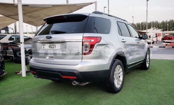 Buy Import Ford Explorer Other Car in Import - Dubai in Attapeu Province Buy Import Ford Explorer Other Car in Import - Dubai in Attapeu Province