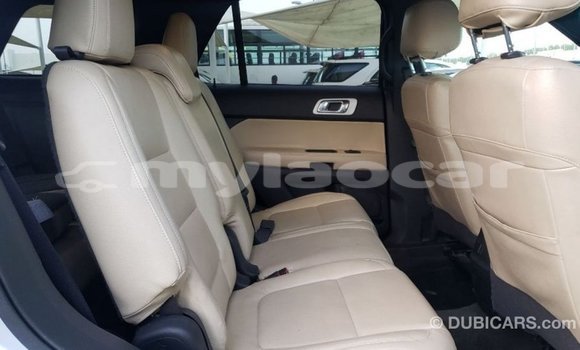 Buy Import Ford Explorer Other Car in Import - Dubai in Attapeu Province Buy Import Ford Explorer Other Car in Import - Dubai in Attapeu Province