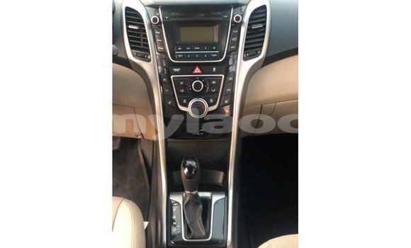 Buy Import Hyundai Elantra Red Car in Import - Dubai in Attapeu Province Buy Import Hyundai Elantra Red Car in Import - Dubai in Attapeu Province