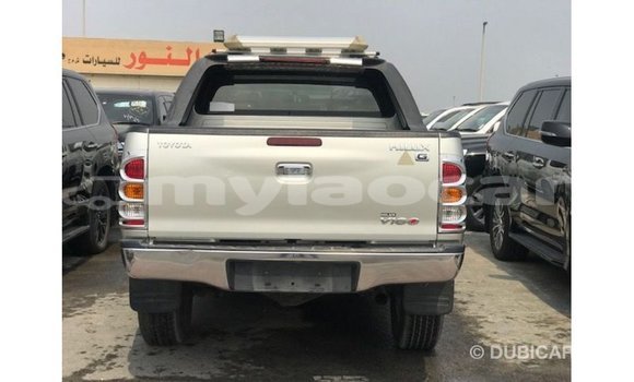 Acheter Import Voiture Toyota Hilux Autre à Import - Dubai, Attapeu Province Acheter Import Voiture Toyota Hilux Autre à Import - Dubai, Attapeu Province