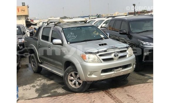 Acheter Import Voiture Toyota Hilux Autre à Import - Dubai, Attapeu Province Acheter Import Voiture Toyota Hilux Autre à Import - Dubai, Attapeu Province