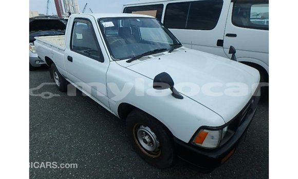 Buy Import Toyota Hilux White Car in Import - Dubai in Attapeu Province Buy Import Toyota Hilux White Car in Import - Dubai in Attapeu Province