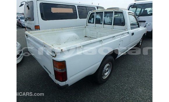 Buy Import Toyota Hilux White Car in Import - Dubai in Attapeu Province Buy Import Toyota Hilux White Car in Import - Dubai in Attapeu Province