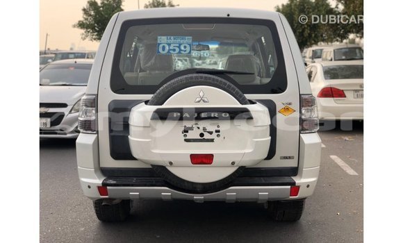 Buy Import Mitsubishi Pajero White Car in Import - Dubai in Attapeu Province Buy Import Mitsubishi Pajero White Car in Import - Dubai in Attapeu Province