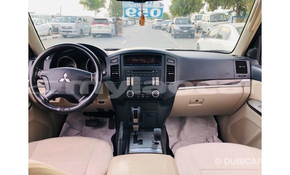 Buy Import Mitsubishi Pajero White Car in Import - Dubai in Attapeu Province Buy Import Mitsubishi Pajero White Car in Import - Dubai in Attapeu Province