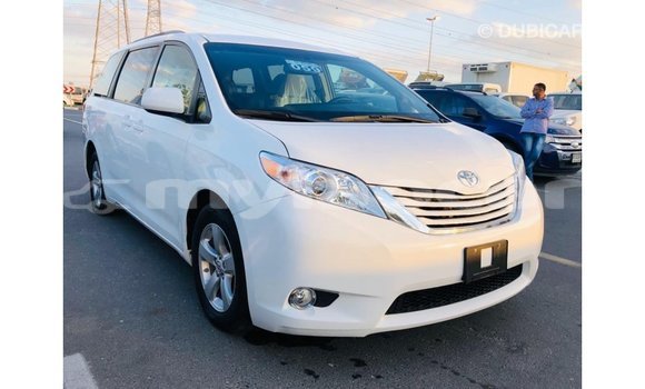 Buy Import Toyota Sienna White Car in Import - Dubai in Attapeu Province Buy Import Toyota Sienna White Car in Import - Dubai in Attapeu Province