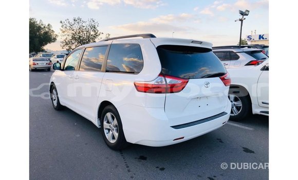 Buy Import Toyota Sienna White Car in Import - Dubai in Attapeu Province Buy Import Toyota Sienna White Car in Import - Dubai in Attapeu Province