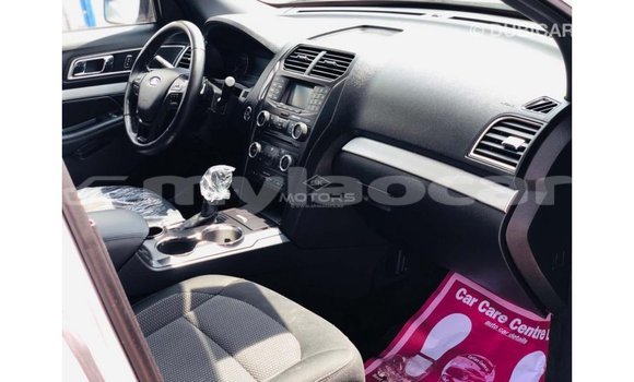Buy Import Ford Explorer Other Car in Import - Dubai in Attapeu Province Buy Import Ford Explorer Other Car in Import - Dubai in Attapeu Province