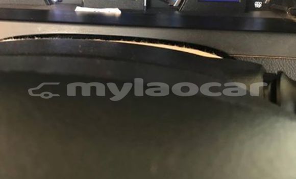 Acheter Occasion Voiture Toyota Camry Blanc à Vientiane, Vientiane Province Acheter Occasion Voiture Toyota Camry Blanc à Vientiane, Vientiane Province