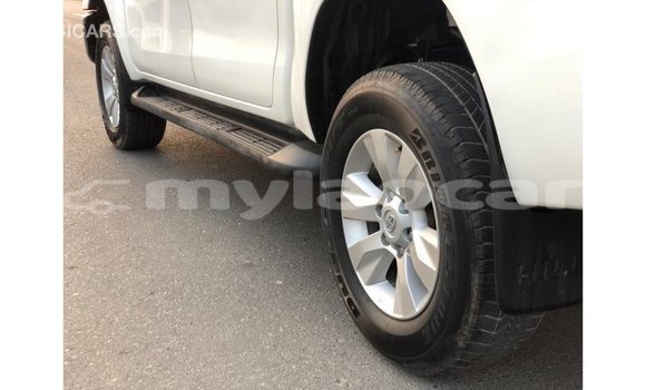 Buy Import Toyota Hilux White Car in Import - Dubai in Attapeu Province Buy Import Toyota Hilux White Car in Import - Dubai in Attapeu Province