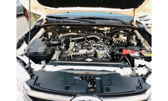 Buy Import Toyota Hilux White Car in Import - Dubai in Attapeu Province Buy Import Toyota Hilux White Car in Import - Dubai in Attapeu Province