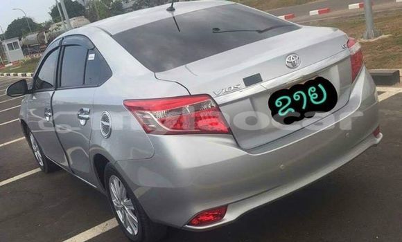 Acheter Occasion Voiture Toyota Vios Gris à Vientiane, Vientiane Province Acheter Occasion Voiture Toyota Vios Gris à Vientiane, Vientiane Province