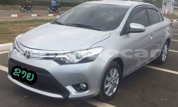 Acheter Occasion Voiture Toyota Vios Gris à Vientiane, Vientiane Province Acheter Occasion Voiture Toyota Vios Gris à Vientiane, Vientiane Province