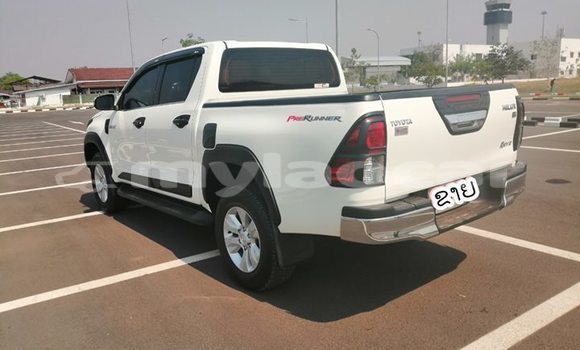 Acheter Occasion Voiture Toyota Hilux Blanc à Vientiane, Vientiane Province Acheter Occasion Voiture Toyota Hilux Blanc à Vientiane, Vientiane Province