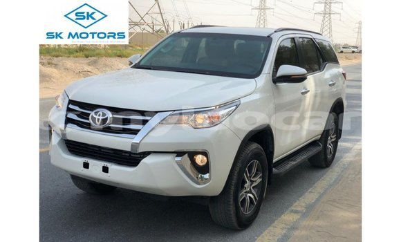Buy Import Toyota Fortuner White Car in Import - Dubai in Attapeu Province Buy Import Toyota Fortuner White Car in Import - Dubai in Attapeu Province