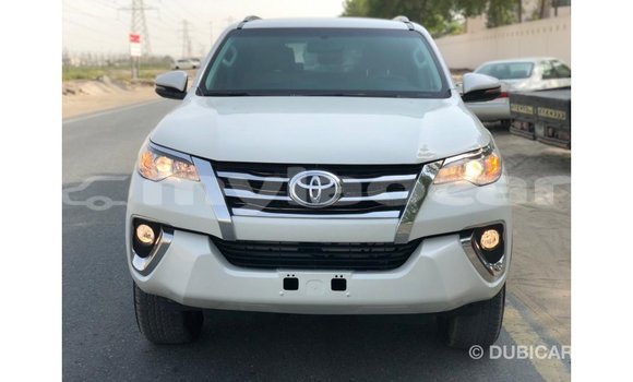 Buy Import Toyota Fortuner White Car in Import - Dubai in Attapeu Province Buy Import Toyota Fortuner White Car in Import - Dubai in Attapeu Province
