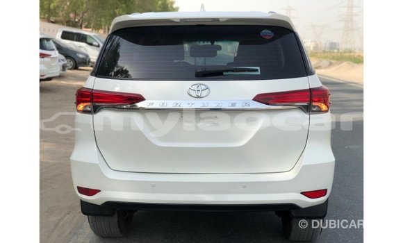 Buy Import Toyota Fortuner White Car in Import - Dubai in Attapeu Province Buy Import Toyota Fortuner White Car in Import - Dubai in Attapeu Province