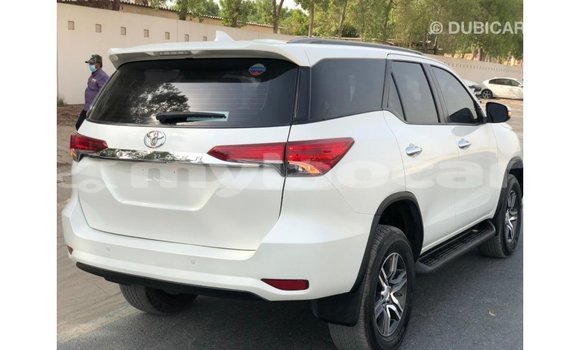 Buy Import Toyota Fortuner White Car in Import - Dubai in Attapeu Province Buy Import Toyota Fortuner White Car in Import - Dubai in Attapeu Province