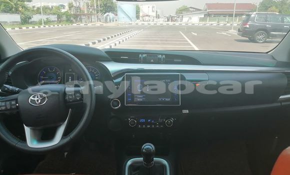 Acheter Occasion Voiture Toyota Hilux Blanc à Vientiane, Vientiane Province Acheter Occasion Voiture Toyota Hilux Blanc à Vientiane, Vientiane Province