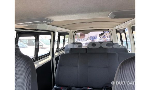Buy Import Toyota Hiace White Car in Import - Dubai in Attapeu Province Buy Import Toyota Hiace White Car in Import - Dubai in Attapeu Province