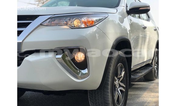 Buy Import Toyota Fortuner White Car in Import - Dubai in Attapeu Province Buy Import Toyota Fortuner White Car in Import - Dubai in Attapeu Province