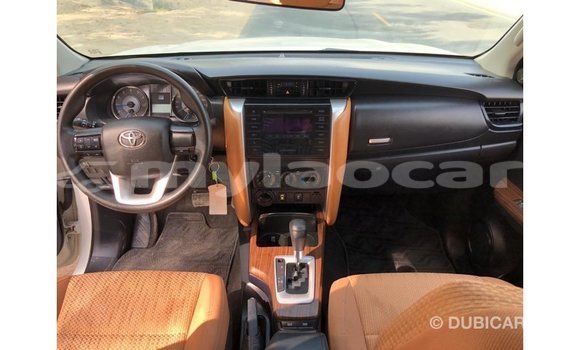 Buy Import Toyota Fortuner White Car in Import - Dubai in Attapeu Province Buy Import Toyota Fortuner White Car in Import - Dubai in Attapeu Province