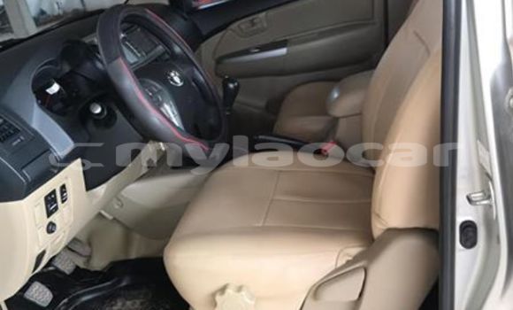 Acheter Occasion Voiture Toyota Hilux Gris à Vientiane, Vientiane Province Acheter Occasion Voiture Toyota Hilux Gris à Vientiane, Vientiane Province