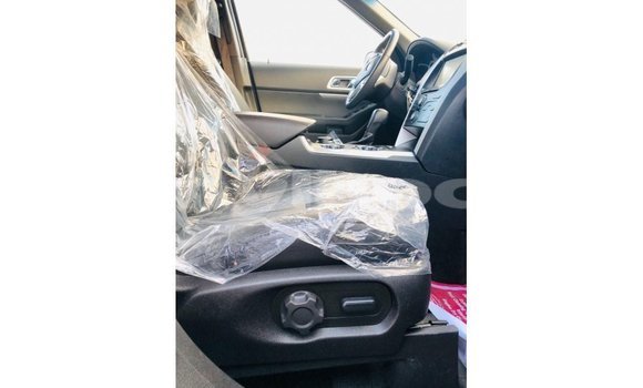 Buy Import Ford Explorer Blue Car in Import - Dubai in Attapeu Province Buy Import Ford Explorer Blue Car in Import - Dubai in Attapeu Province