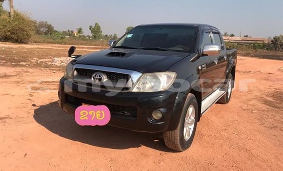 Acheter Occasion Voiture Toyota Hilux Noir à Vientiane, Vientiane Province Acheter Occasion Voiture Toyota Hilux Noir à Vientiane, Vientiane Province