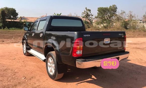 Acheter Occasion Voiture Toyota Hilux Noir à Vientiane, Vientiane Province Acheter Occasion Voiture Toyota Hilux Noir à Vientiane, Vientiane Province