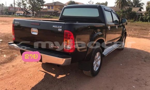 Acheter Occasion Voiture Toyota Hilux Noir à Vientiane, Vientiane Province Acheter Occasion Voiture Toyota Hilux Noir à Vientiane, Vientiane Province