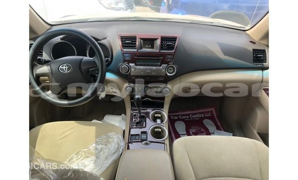 Buy Import Toyota Highlander Other Car in Import - Dubai in Attapeu Province Buy Import Toyota Highlander Other Car in Import - Dubai in Attapeu Province
