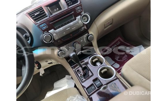 Buy Import Toyota Highlander Other Car in Import - Dubai in Attapeu Province Buy Import Toyota Highlander Other Car in Import - Dubai in Attapeu Province