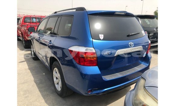 Buy Import Toyota Highlander Blue Car in Import - Dubai in Attapeu Province Buy Import Toyota Highlander Blue Car in Import - Dubai in Attapeu Province