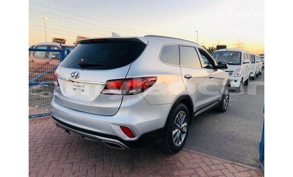 Buy Import Hyundai Santa Fe Other Car in Import - Dubai in Attapeu Province Buy Import Hyundai Santa Fe Other Car in Import - Dubai in Attapeu Province