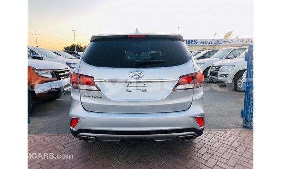 Buy Import Hyundai Santa Fe Other Car in Import - Dubai in Attapeu Province Buy Import Hyundai Santa Fe Other Car in Import - Dubai in Attapeu Province