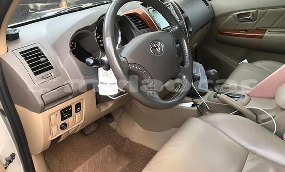 Buy Used Toyota Fortuner Silver Car in Vientiane in Vientiane Province Buy Used Toyota Fortuner Silver Car in Vientiane in Vientiane Province
