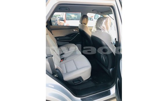 Buy Import Hyundai Santa Fe Other Car in Import - Dubai in Attapeu Province Buy Import Hyundai Santa Fe Other Car in Import - Dubai in Attapeu Province