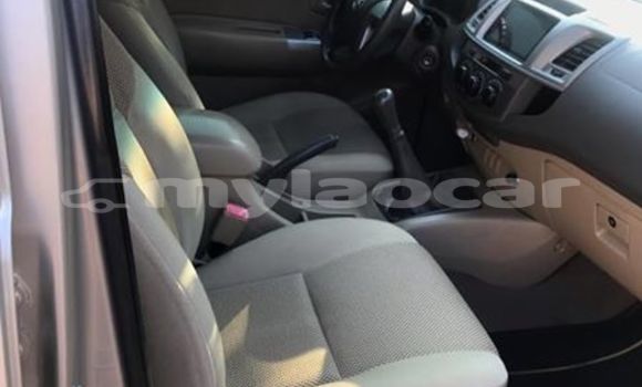 Acheter Occasion Voiture Toyota Hilux Beige à Vientiane, Vientiane Province Acheter Occasion Voiture Toyota Hilux Beige à Vientiane, Vientiane Province