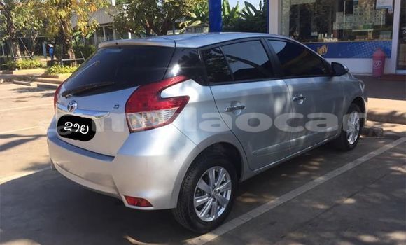 Acheter Occasion Voiture Toyota Yaris Gris à Vientiane, Vientiane Province Acheter Occasion Voiture Toyota Yaris Gris à Vientiane, Vientiane Province