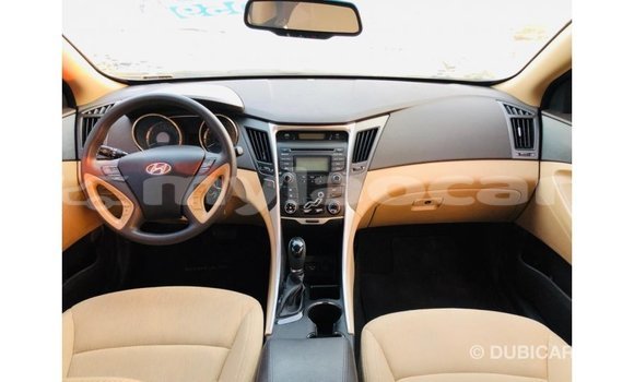 Buy Import Hyundai Sonata Red Car in Import - Dubai in Attapeu Province Buy Import Hyundai Sonata Red Car in Import - Dubai in Attapeu Province