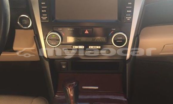 Acheter Occasion Voiture Toyota Camry Noir à Vientiane, Vientiane Province Acheter Occasion Voiture Toyota Camry Noir à Vientiane, Vientiane Province