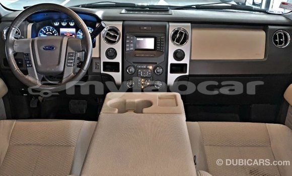 Buy Import Ford Club Wagon Brown Car in Import - Dubai in Attapeu Province Buy Import Ford Club Wagon Brown Car in Import - Dubai in Attapeu Province